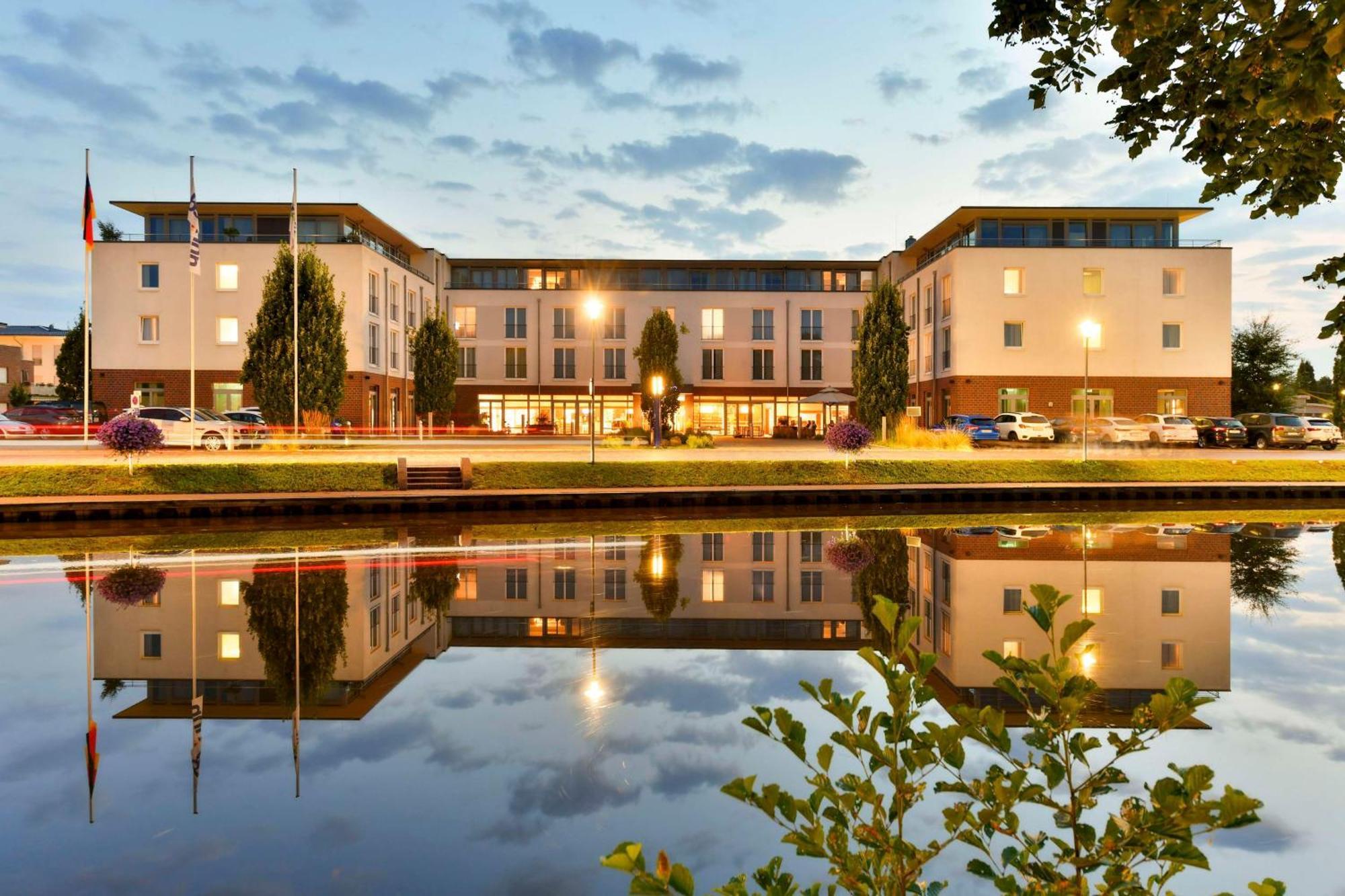 Best Western Plus Hotel Papenburg Ngoại thất bức ảnh